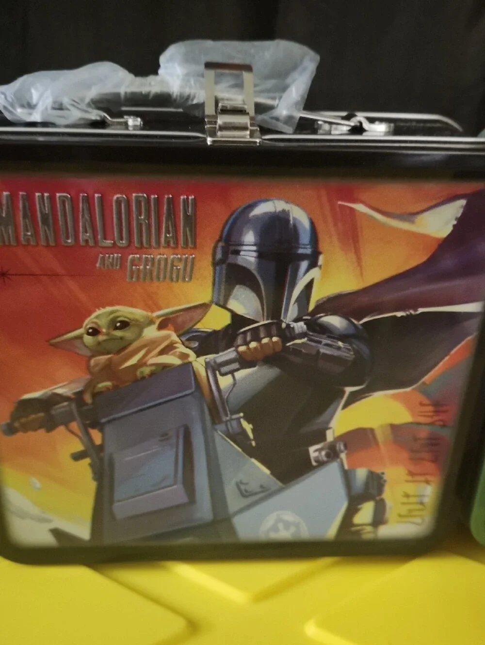 3 Set. The Mandalorian & Grogu Lunchbox Set with Grogu Candle - Green and Black